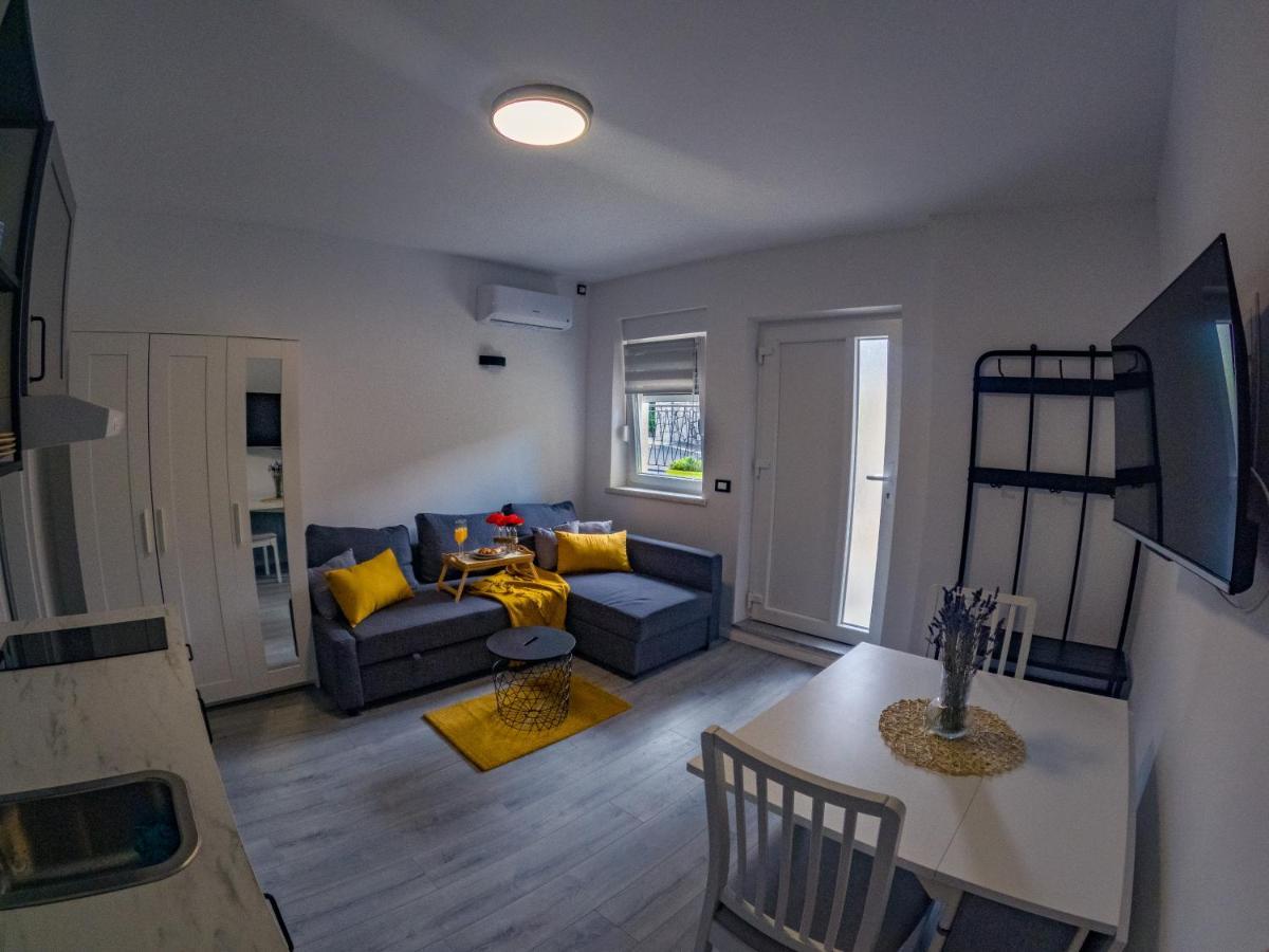 Deluxe Apartment And Studio "Nona Fa" 里耶卡 外观 照片