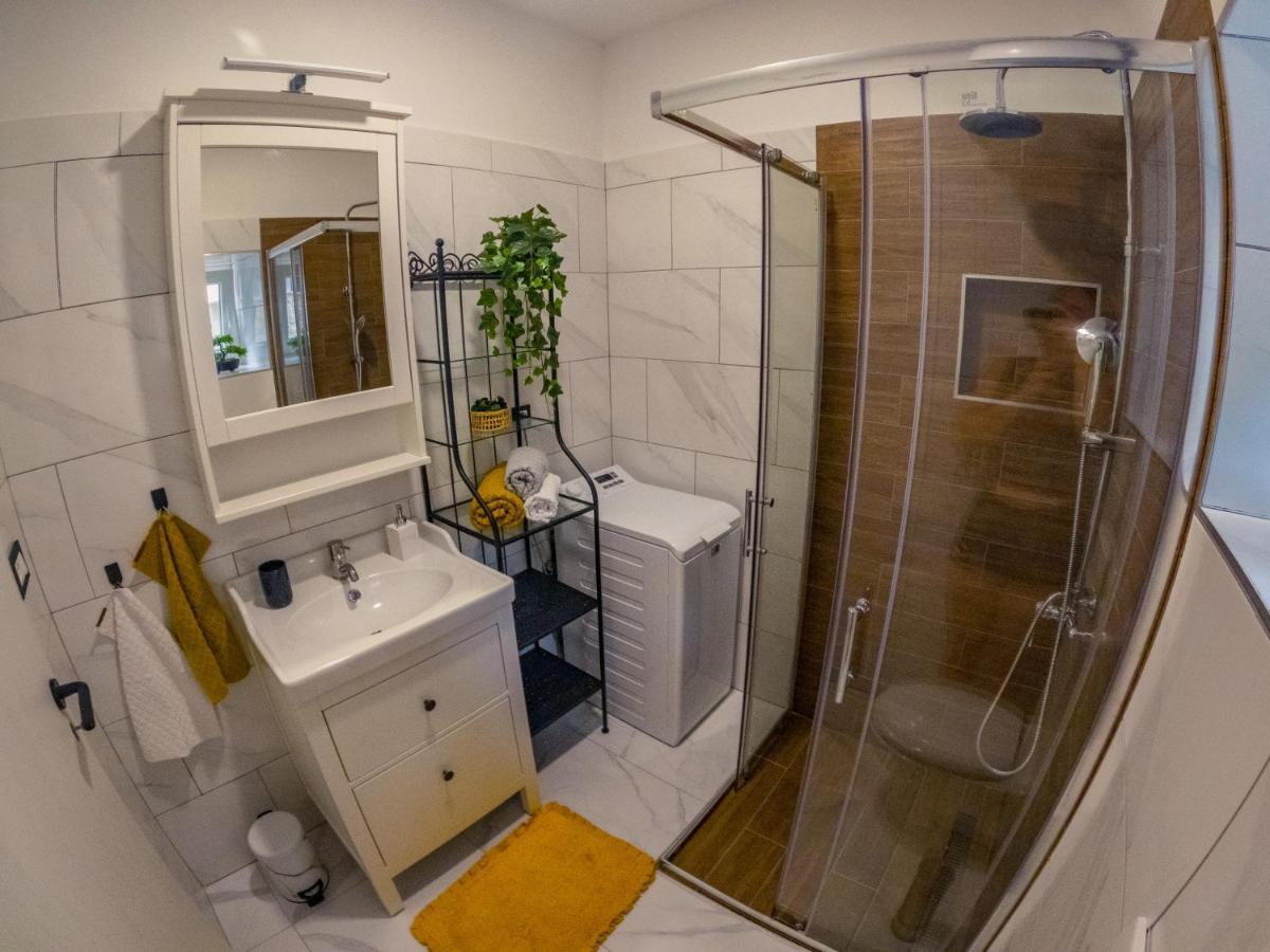 Deluxe Apartment And Studio "Nona Fa" 里耶卡 外观 照片